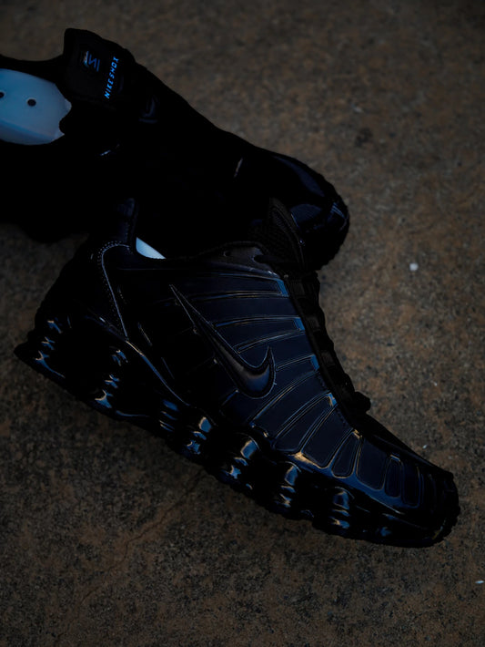 Tenis Nike Raptor Shock – Estilo Deportivo, Comodidad y Potencia en Cada Paso